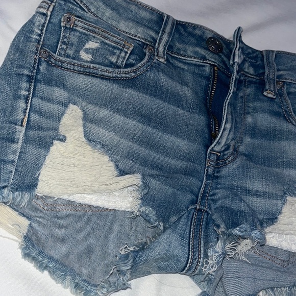 Womens jean shorts - Picture 3 of 3